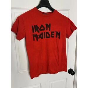 Iron Maiden 2013 Red Tshirt - size S Small